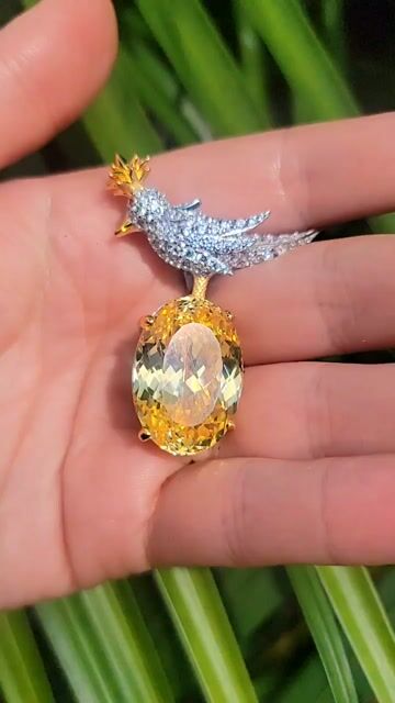 Yellow Sapphire Pendant Sterling Silver | 28.5 Carat